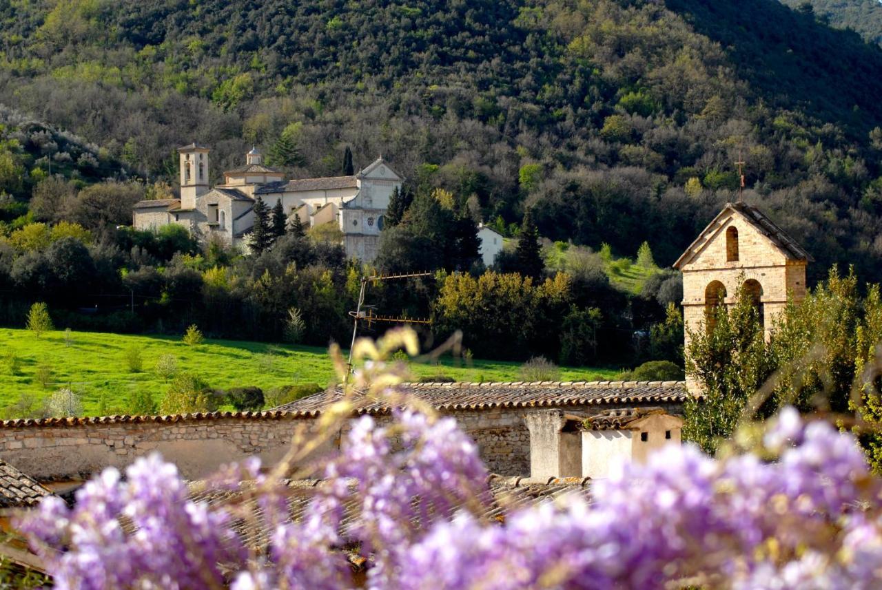 Palazzo Sant'Angelo Acomodação com café da manhã Spoleto Exterior foto