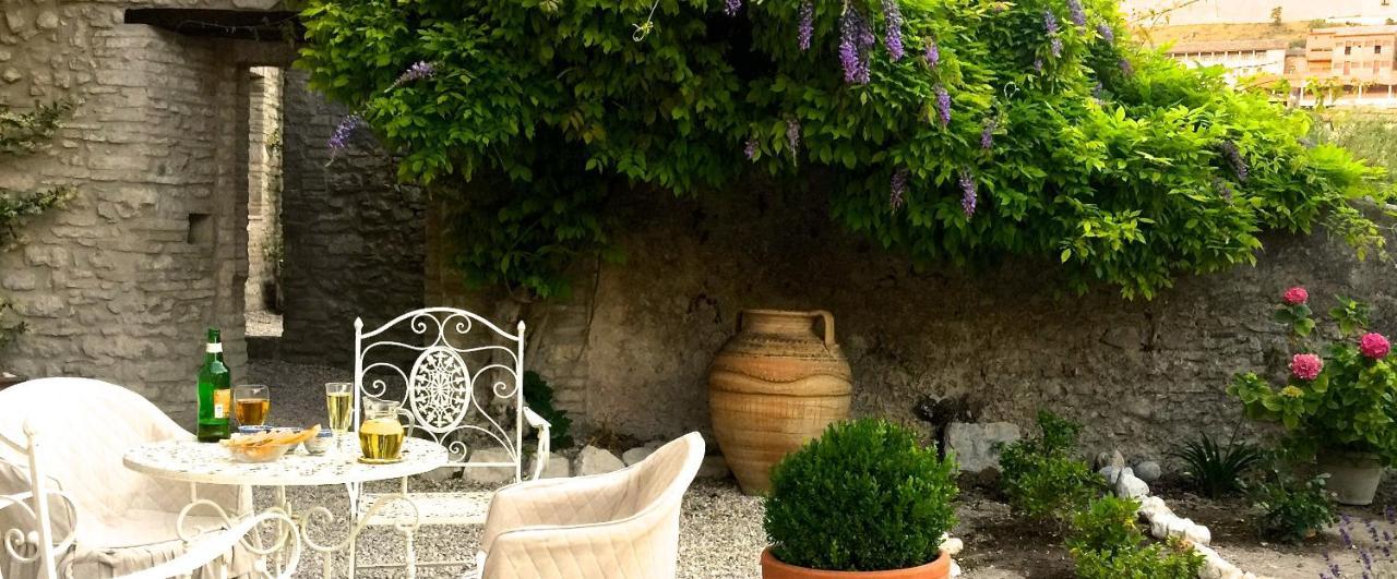 Palazzo Sant'Angelo Acomodação com café da manhã Spoleto Exterior foto